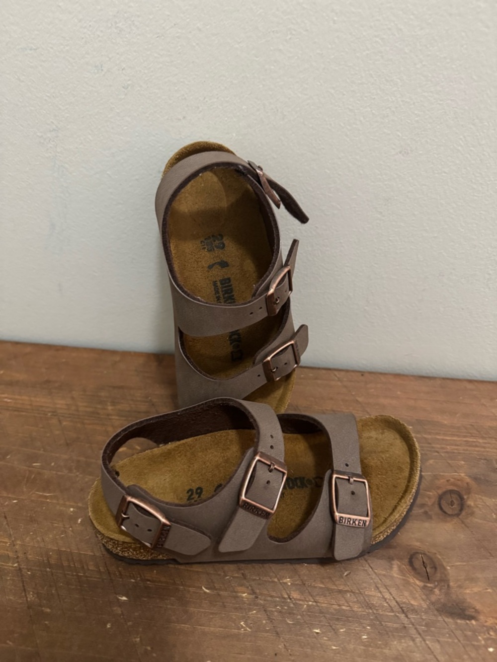 Birkenstock Kids 29  Brown Three-Strap Sandals - Picture 3 of 5